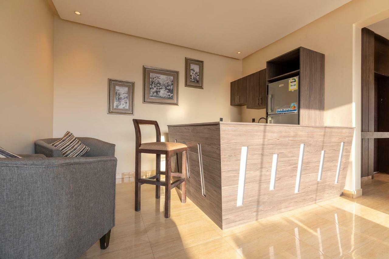 The Corner Hotel Resorts - Ar Riyad Esterno foto